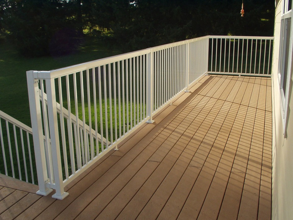 ProBuilt Aluminum Railing System - POCO Building Supplies